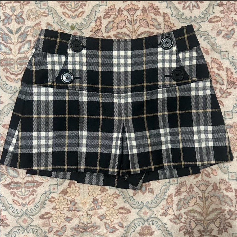 Burberry Plaid High-Waist Button Accent Shorts - Black, Gray, Cream